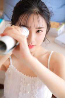 肉体献身老板在线观看